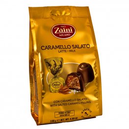Pralinky z mliečnej čokolády plnené slaným chrumkavým karamelom.
